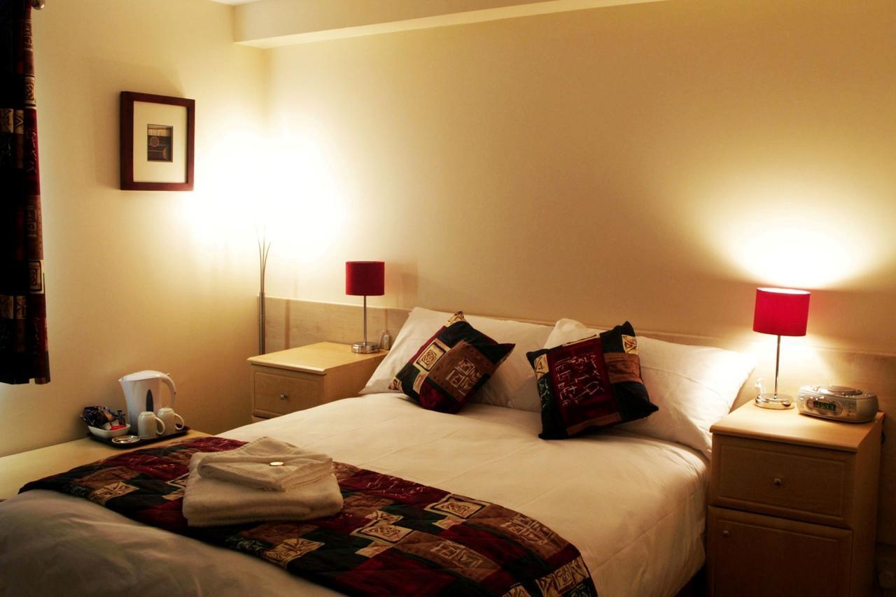 Hawk House Hotel West Camel Екстериор снимка